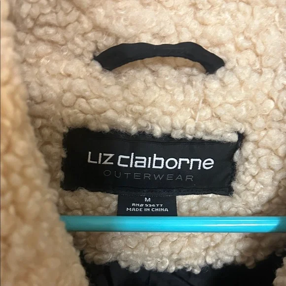 Sherpa Teddy Winter Coat 🧥 - Picture 4 of 7